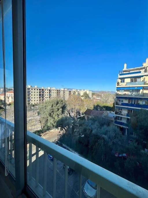 Studio 4 Couchages A 12 Min De La Plage A Pied Avec Wifi, Le Parking Est En Option Antibes Luaran gambar