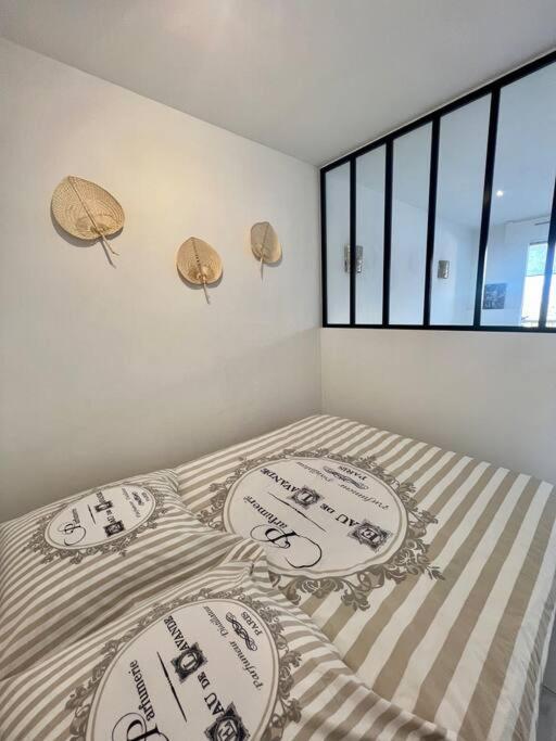 Studio 4 Couchages A 12 Min De La Plage A Pied Avec Wifi, Le Parking Est En Option Antibes Luaran gambar